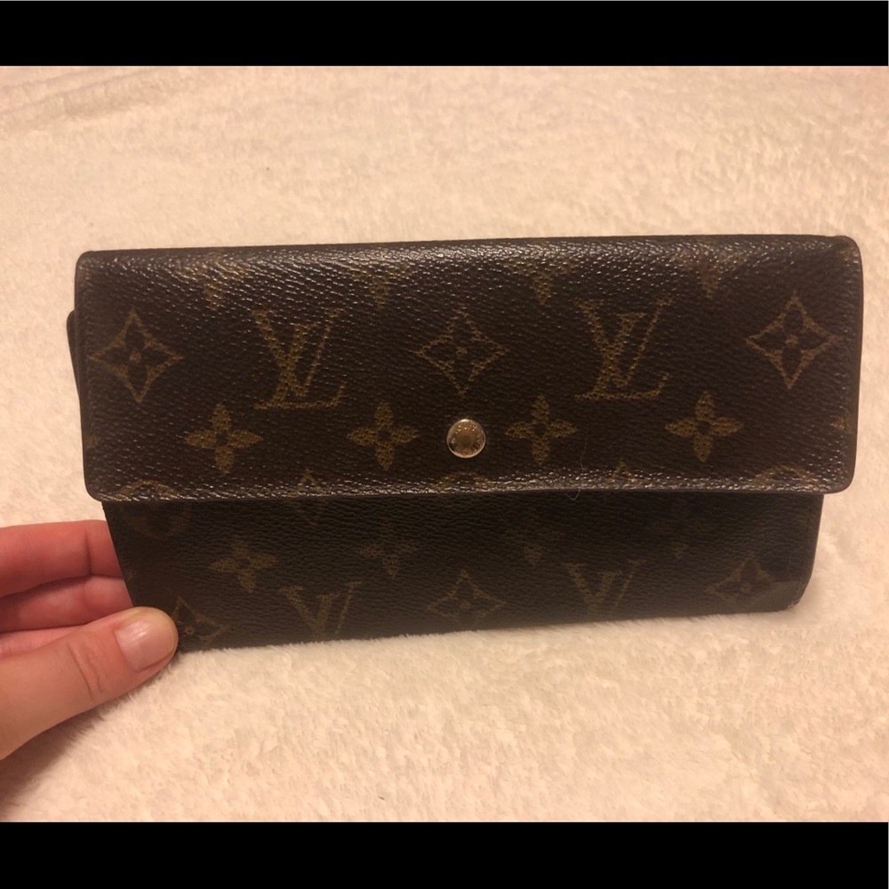 Authentic Louis Vuitton Wallet